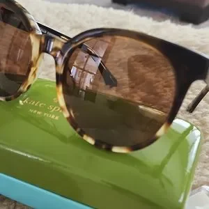 Brand New Never Worn Kate Spade ♠️ Sunglasses kate spade | Accessories | Never Worn Kate Spade Tortoise  main image 2